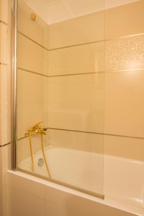 Poseidon Luxury Apartment Foinikion ภายนอก รูปภาพ